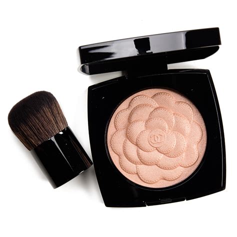 CHANEL REVE de CAMELIA HIGHLIGHTER 